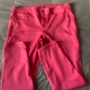 Maurices coral/melon colored jegging sz 18